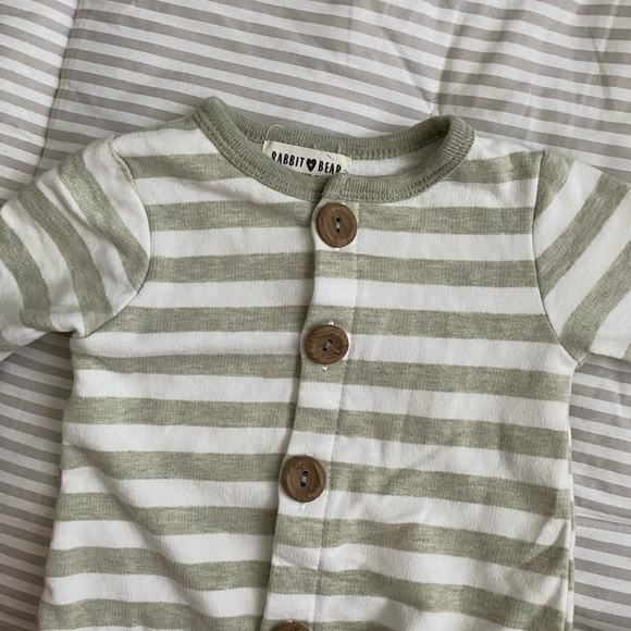 Baby outfit - Picture 4 of 5